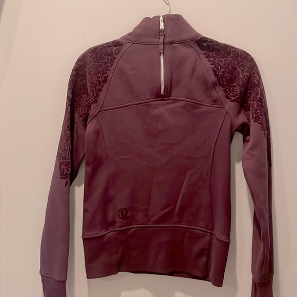 Lulu lemon purple mock neck sweatshirt - Picture 2 of 3